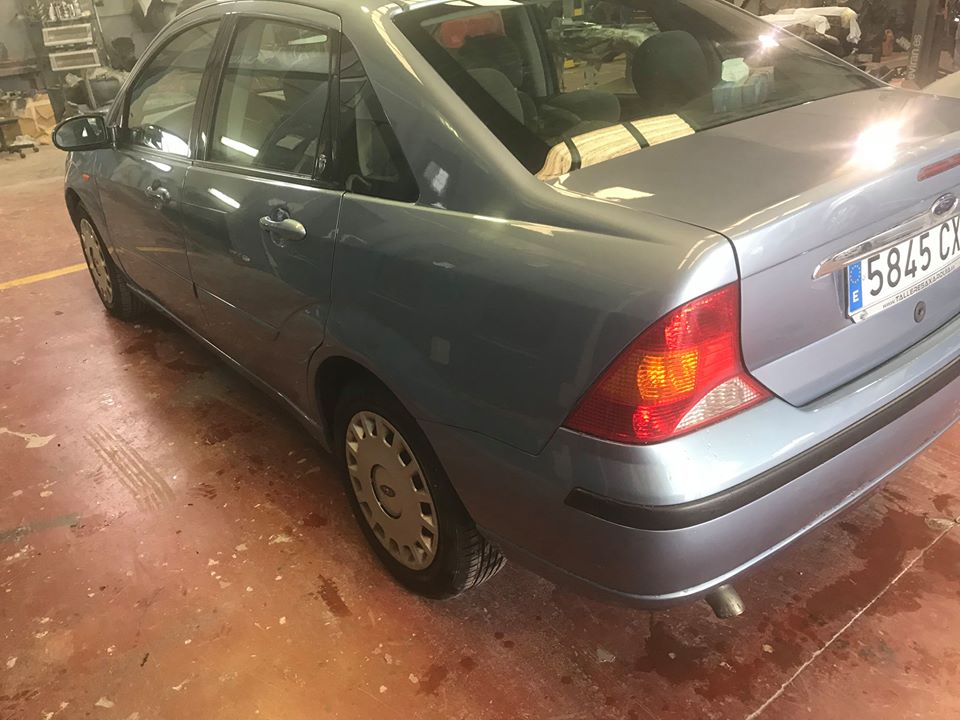 Reparación Ford Focus en Talleres Axarquía. ford focus verde, talleres axarquia, reparacion automovil, chapa y pintura, reparacion, taller concertado, taller cha y pintura, velez malaga,